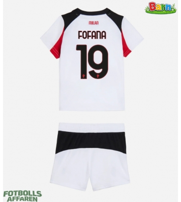 AC Milan Youssouf Fofana #19 Bortaställ Barn 2025-26 Kortärmad (+ Korta byxor)